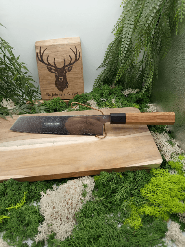 Couteau de cuisine japonais Santoku – lame damas AUS10 – manche olivier et ébène – lame 21 cm